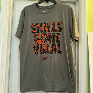 Nike, The Nike Tee Short Sleeve Tee Shirt